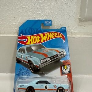 Hot Wheels '67 Oldsmobile 442